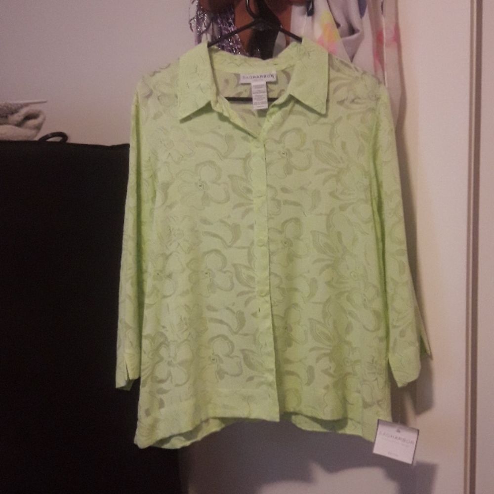 NWT 2007 Sag Harbor green floral button up shirt semi-sheer layering